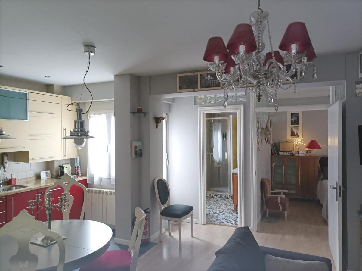 Apartamento San Quirce - Centrico Y Reformado- Wifi Y Netflix Valladolid Luaran gambar