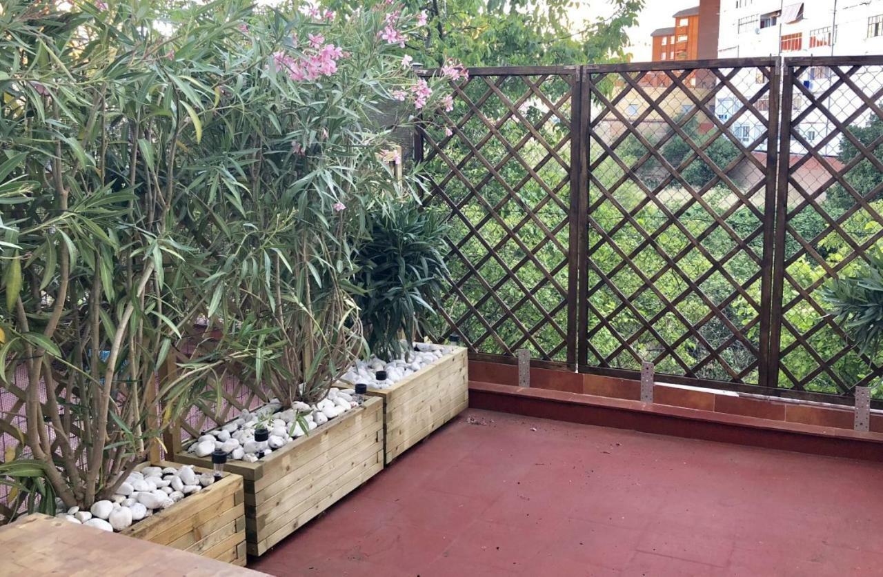 Apartamento San Quirce - Centrico Y Reformado- Wifi Y Netflix Valladolid Luaran gambar