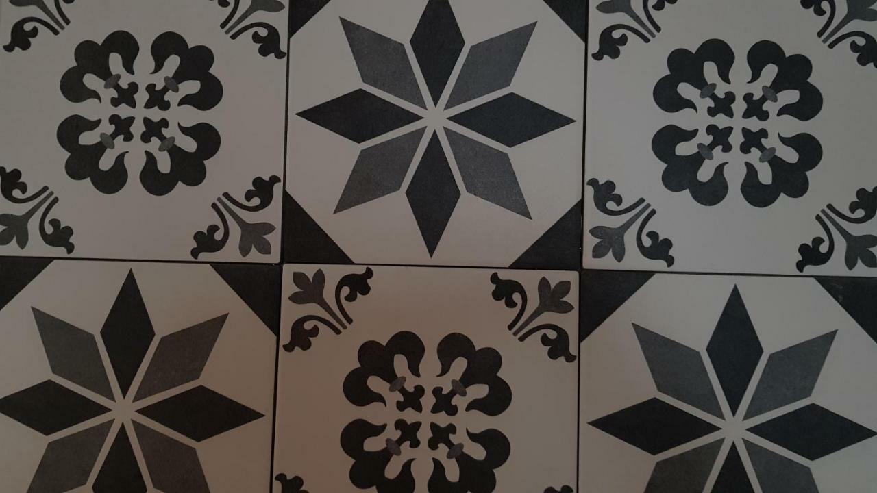 Apartamento San Quirce - Centrico Y Reformado- Wifi Y Netflix Valladolid Luaran gambar